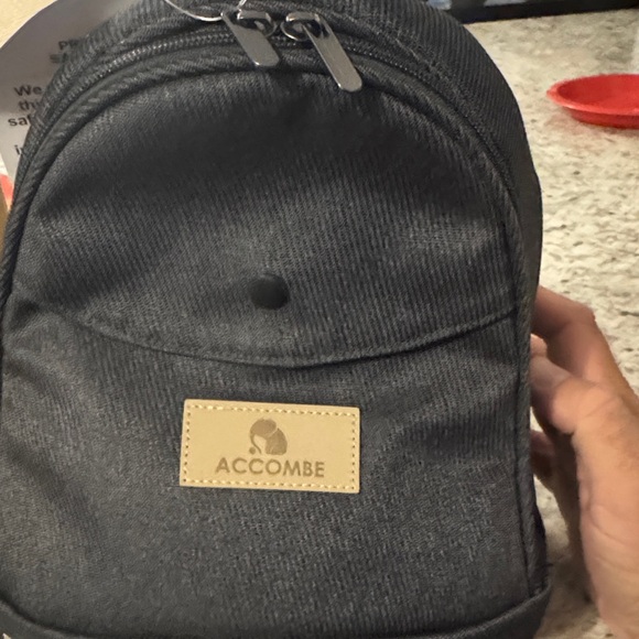 VR Headset - Black - Picture 2 of 2